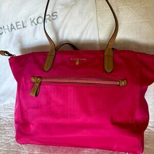 Michael KORS Pink Kelsey Nylon Tote